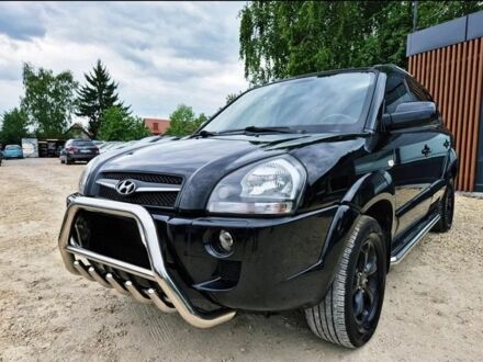 Черный Хендай Туксон, объемом двигателя 0 л и пробегом 240 тыс. км за 2700 $, фото 1 на Automoto.ua