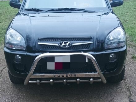 Чорний Хендай Туксон, об'ємом двигуна 0 л та пробігом 225 тис. км за 8700 $, фото 1 на Automoto.ua