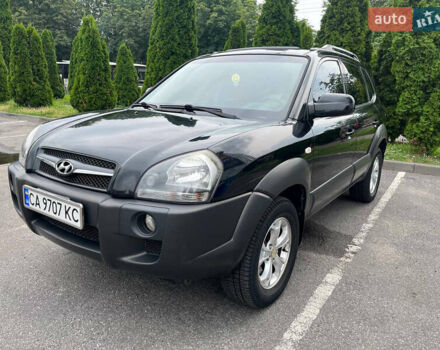 Чорний Хендай Туксон, об'ємом двигуна 1.98 л та пробігом 95 тис. км за 8700 $, фото 1 на Automoto.ua