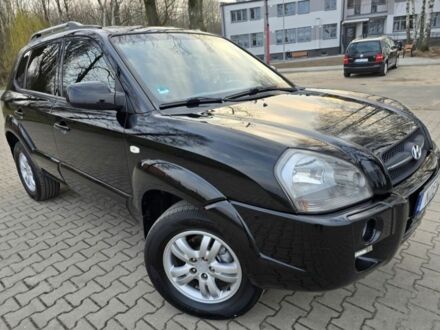 Хендай Туксон 2009 у Львові на Automoto.ua Чорний Хендай Туксон, об'ємом двигуна 1.98 л та пробігом 217 тис. км за 3800 $, фото 1 на Automoto.ua