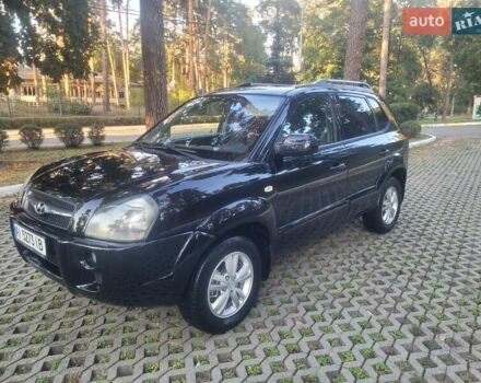 Чорний Хендай Туксон, об'ємом двигуна 1.98 л та пробігом 225 тис. км за 8250 $, фото 1 на Automoto.ua