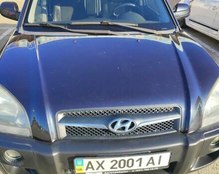 Чорний Хендай Туксон, об'ємом двигуна 2 л та пробігом 157 тис. км за 6900 $, фото 1 на Automoto.ua