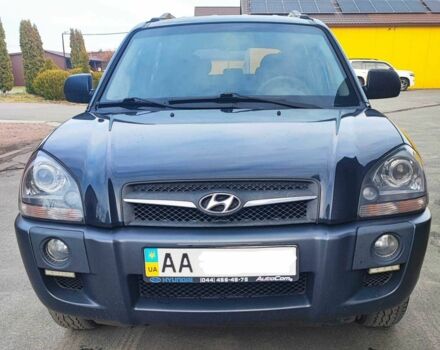 Чорний Хендай Туксон, об'ємом двигуна 2 л та пробігом 387 тис. км за 7000 $, фото 1 на Automoto.ua