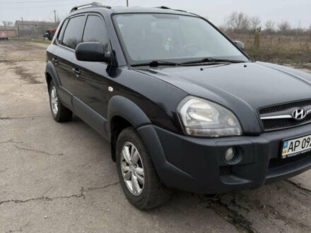 Хендай Туксон 2011 у Запоріжжя на Automoto.ua Чорний Хендай Туксон, об'ємом двигуна 1.98 л та пробігом 170 тис. км за 13000 $, фото 1 на Automoto.ua