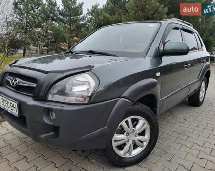 Чорний Хендай Туксон, об'ємом двигуна 1.98 л та пробігом 160 тис. км за 10300 $, фото 1 на Automoto.ua