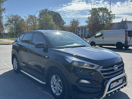 Чорний Хендай Туксон, об'ємом двигуна 2 л та пробігом 180 тис. км за 15900 $, фото 1 на Automoto.ua