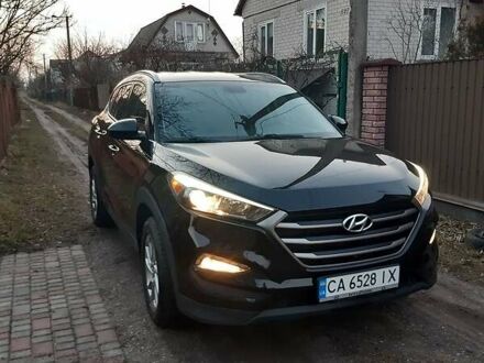 Хендай Туксон 2016 у Черкасах на Automoto.ua Чорний Хендай Туксон, об'ємом двигуна 2 л та пробігом 94 тис. км за 17200 $, фото 1 на Automoto.ua
