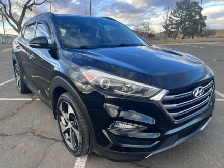 Черный Хендай Туксон, объемом двигателя 1.6 л и пробегом 78 тыс. км за 3600 $, фото 1 на Automoto.ua