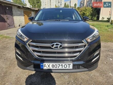 Хендай Туксон 2016 у Харкові на Automoto.ua Чорний Хендай Туксон, об'ємом двигуна 1.98 л та пробігом 110 тис. км за 18700 $, фото 1 на Automoto.ua