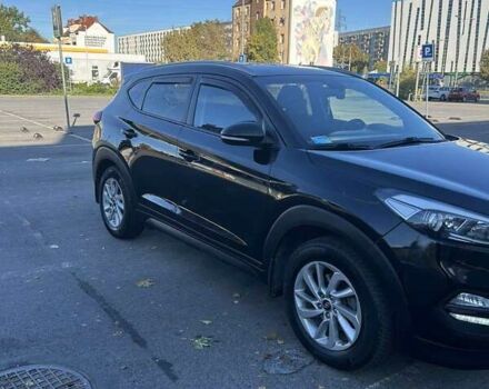 Хендай Туксон 2017 у Львові на Automoto.ua Чорний Хендай Туксон, об'ємом двигуна 1.69 л та пробігом 155 тис. км за 16500 $, фото 1 на Automoto.ua