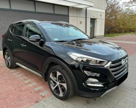 Черный Хендай Туксон, объемом двигателя 1.7 л и пробегом 98 тыс. км за 14000 $, фото 1 на Automoto.ua