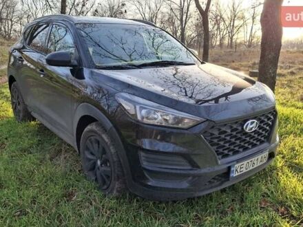 Черный Хендай Туксон, объемом двигателя 2 л и пробегом 101 тыс. км за 19700 $, фото 1 на Automoto.ua
