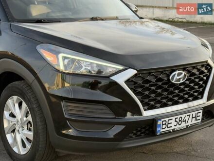 Черный Хендай Туксон, объемом двигателя 2 л и пробегом 127 тыс. км за 18900 $, фото 1 на Automoto.ua
