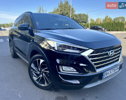 Чорний Хендай Туксон, об'ємом двигуна 2 л та пробігом 130 тис. км за 24400 $, фото 1 на Automoto.ua