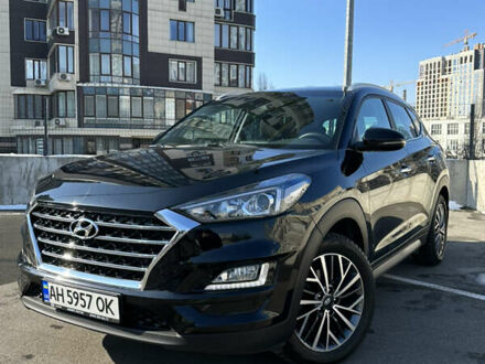 Хендай Туксон 2020 в Киеве на Automoto.ua Черный Хендай Туксон, объемом двигателя 2 л и пробегом 33 тыс. км за 23999 $, фото 1 на Automoto.ua