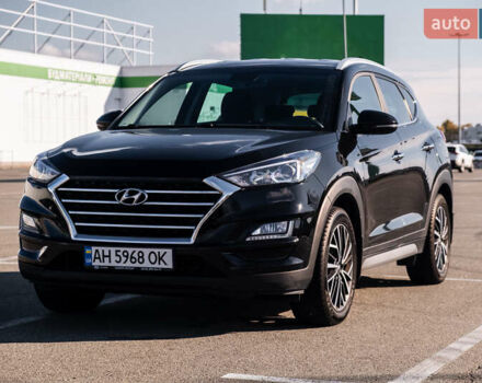 Черный Хендай Туксон, объемом двигателя 2 л и пробегом 88 тыс. км за 23000 $, фото 1 на Automoto.ua