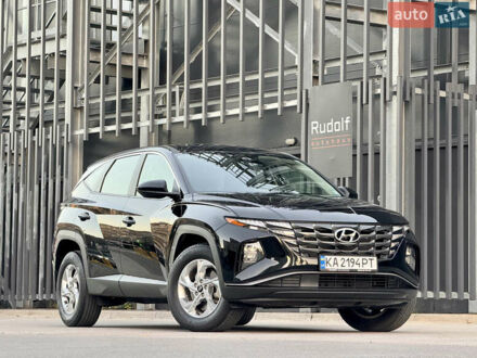 Черный Хендай Туксон, объемом двигателя 2.5 л и пробегом 48 тыс. км за 24000 $, фото 1 на Automoto.ua