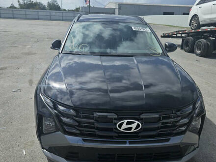 Черный Хендай Туксон, объемом двигателя 2.5 л и пробегом 7 тыс. км за 28000 $, фото 1 на Automoto.ua