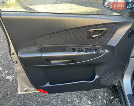 Коричневый Хендай Туксон, объемом двигателя 0 л и пробегом 200 тыс. км за 7150 $, фото 12 на Automoto.ua