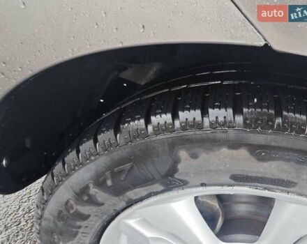 Коричневый Хендай Туксон, объемом двигателя 2.4 л и пробегом 148 тыс. км за 11700 $, фото 29 на Automoto.ua