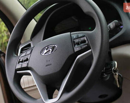 Коричневый Хендай Туксон, объемом двигателя 1.59 л и пробегом 127 тыс. км за 14400 $, фото 6 на Automoto.ua