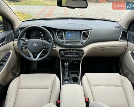 Коричневый Хендай Туксон, объемом двигателя 2 л и пробегом 100 тыс. км за 23500 $, фото 30 на Automoto.ua