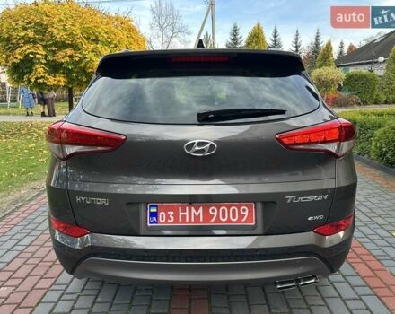 Коричневый Хендай Туксон, объемом двигателя 2 л и пробегом 100 тыс. км за 23500 $, фото 23 на Automoto.ua