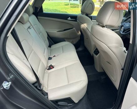 Коричневый Хендай Туксон, объемом двигателя 2 л и пробегом 100 тыс. км за 23500 $, фото 67 на Automoto.ua