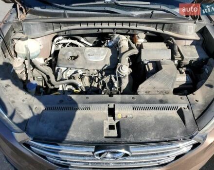 Коричневый Хендай Туксон, объемом двигателя 1.6 л и пробегом 96 тыс. км за 2500 $, фото 10 на Automoto.ua