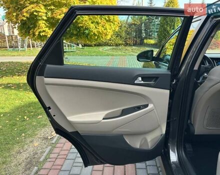 Коричневый Хендай Туксон, объемом двигателя 2 л и пробегом 100 тыс. км за 23500 $, фото 56 на Automoto.ua