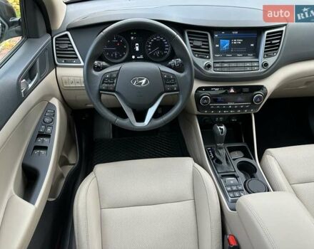 Коричневый Хендай Туксон, объемом двигателя 2 л и пробегом 100 тыс. км за 23500 $, фото 28 на Automoto.ua