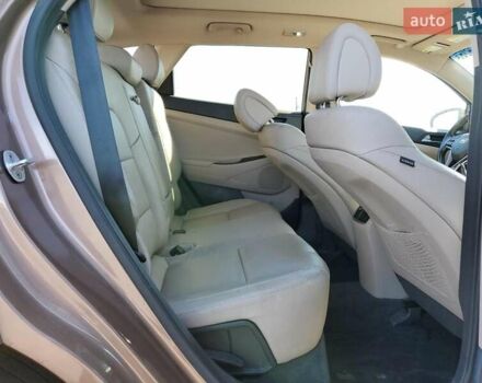 Коричневый Хендай Туксон, объемом двигателя 1.6 л и пробегом 96 тыс. км за 2500 $, фото 9 на Automoto.ua