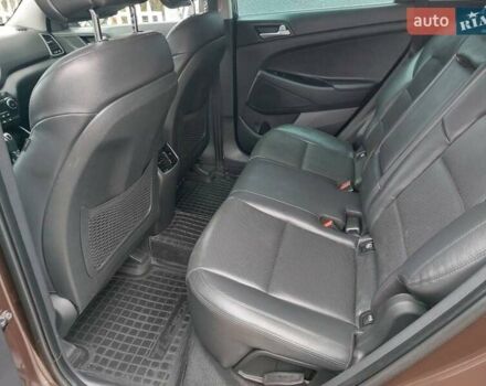 Коричневий Хендай Туксон, об'ємом двигуна 2 л та пробігом 87 тис. км за 19300 $, фото 30 на Automoto.ua