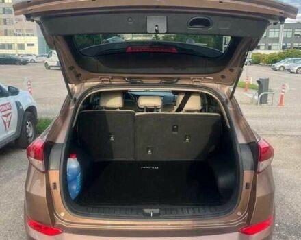 Хендай Туксон 2017 в Киеве на Automoto.ua Коричневый Хендай Туксон, объемом двигателя 0 л и пробегом 78 тыс. км за 9600 $, фото 2 на Automoto.ua