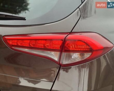 Коричневий Хендай Туксон, об'ємом двигуна 2 л та пробігом 108 тис. км за 18700 $, фото 53 на Automoto.ua