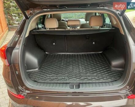 Коричневий Хендай Туксон, об'ємом двигуна 2 л та пробігом 108 тис. км за 18700 $, фото 50 на Automoto.ua