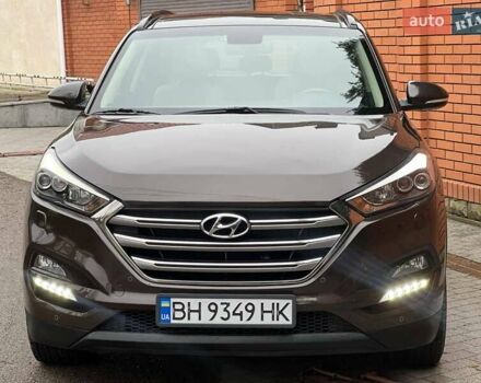 Коричневий Хендай Туксон, об'ємом двигуна 2 л та пробігом 108 тис. км за 18700 $, фото 3 на Automoto.ua