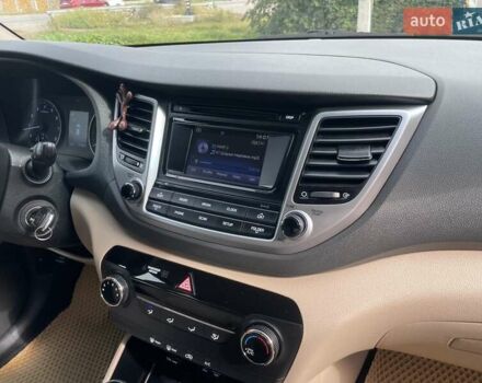 Коричневый Хендай Туксон, объемом двигателя 2 л и пробегом 115 тыс. км за 14200 $, фото 25 на Automoto.ua