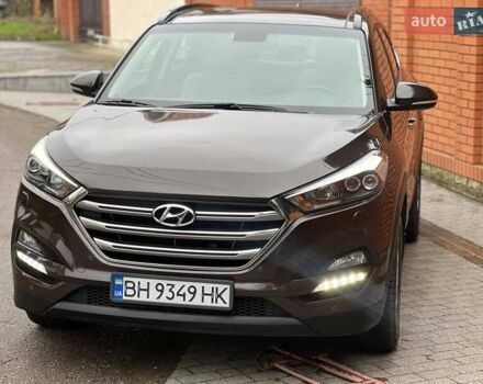 Коричневий Хендай Туксон, об'ємом двигуна 2 л та пробігом 108 тис. км за 18700 $, фото 5 на Automoto.ua