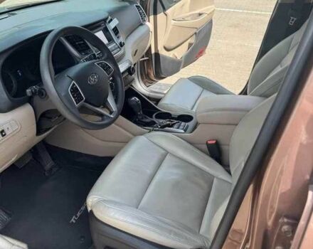 Хендай Туксон 2017 в Киеве на Automoto.ua Коричневый Хендай Туксон, объемом двигателя 0 л и пробегом 78 тыс. км за 9600 $, фото 4 на Automoto.ua