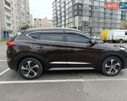 Хендай Туксон 2017 у Чернігові на Automoto.ua Коричневий Хендай Туксон, об'ємом двигуна 2 л та пробігом 104 тис. км за 21500 $, фото 3 на Automoto.ua