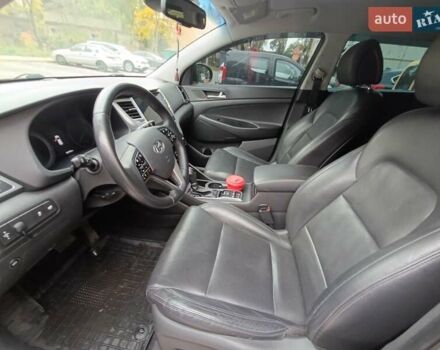 Хендай Туксон 2017 у Чернігові на Automoto.ua Коричневий Хендай Туксон, об'ємом двигуна 2 л та пробігом 104 тис. км за 21500 $, фото 9 на Automoto.ua