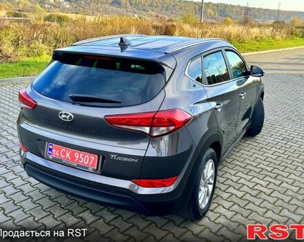 Хендай Туксон 2017 в Дрогобыче на Automoto.ua Коричневый Хендай Туксон, объемом двигателя 1.7 л и пробегом 174 тыс. км за 16800 $, фото 4 на Automoto.ua
