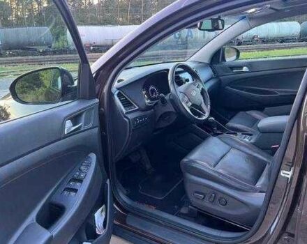 Коричневый Хендай Туксон, объемом двигателя 2 л и пробегом 140 тыс. км за 12100 $, фото 7 на Automoto.ua