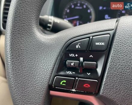 Коричневый Хендай Туксон, объемом двигателя 2 л и пробегом 115 тыс. км за 14200 $, фото 28 на Automoto.ua