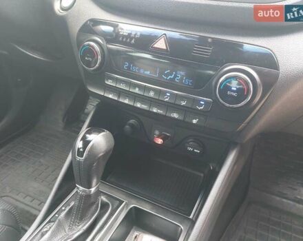 Коричневий Хендай Туксон, об'ємом двигуна 2 л та пробігом 87 тис. км за 19300 $, фото 21 на Automoto.ua