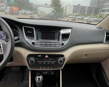 Хендай Туксон 2017 в Киеве на Automoto.ua Коричневый Хендай Туксон, объемом двигателя 0 л и пробегом 78 тыс. км за 9600 $, фото 7 на Automoto.ua