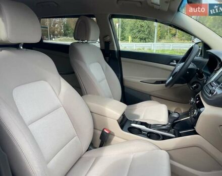 Коричневый Хендай Туксон, объемом двигателя 2 л и пробегом 115 тыс. км за 14200 $, фото 40 на Automoto.ua