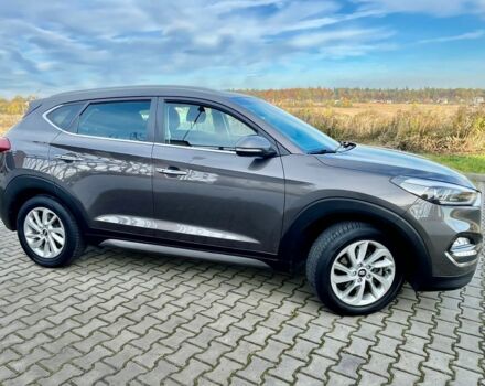 Хендай Туксон 2017 в Дрогобыче на Automoto.ua Коричневый Хендай Туксон, объемом двигателя 1.7 л и пробегом 174 тыс. км за 16800 $, фото 10 на Automoto.ua
