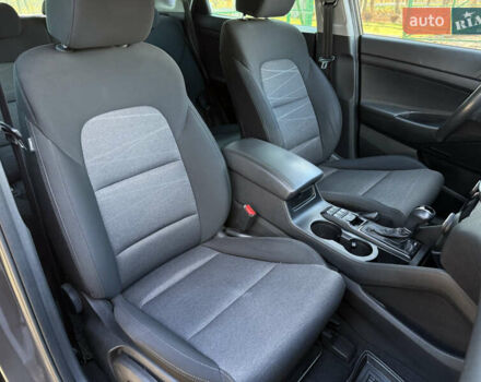 Коричневий Хендай Туксон, об'ємом двигуна 1.6 л та пробігом 132 тис. км за 22300 $, фото 12 на Automoto.ua